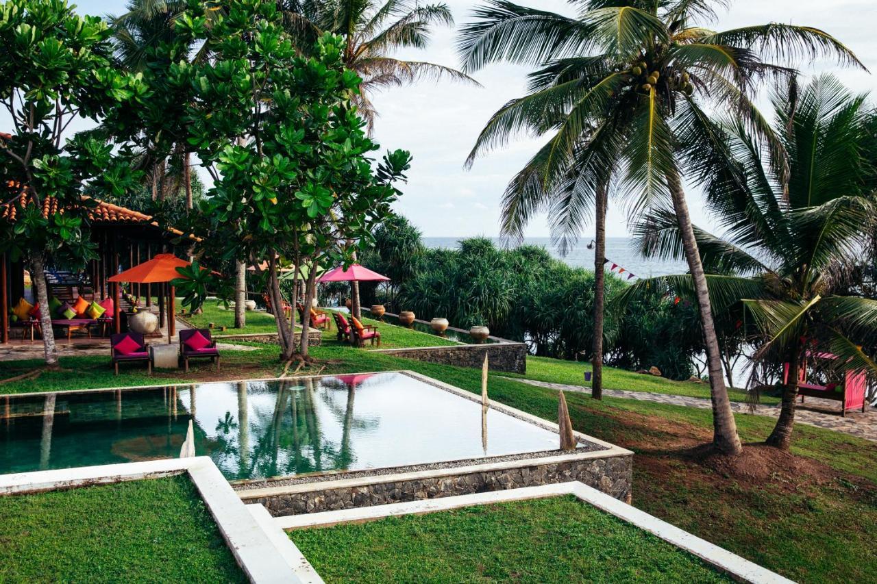 Utmt - Underneath The Mango Tree Spa & Beach Resort ดิคเวลลา ภายนอก รูปภาพ