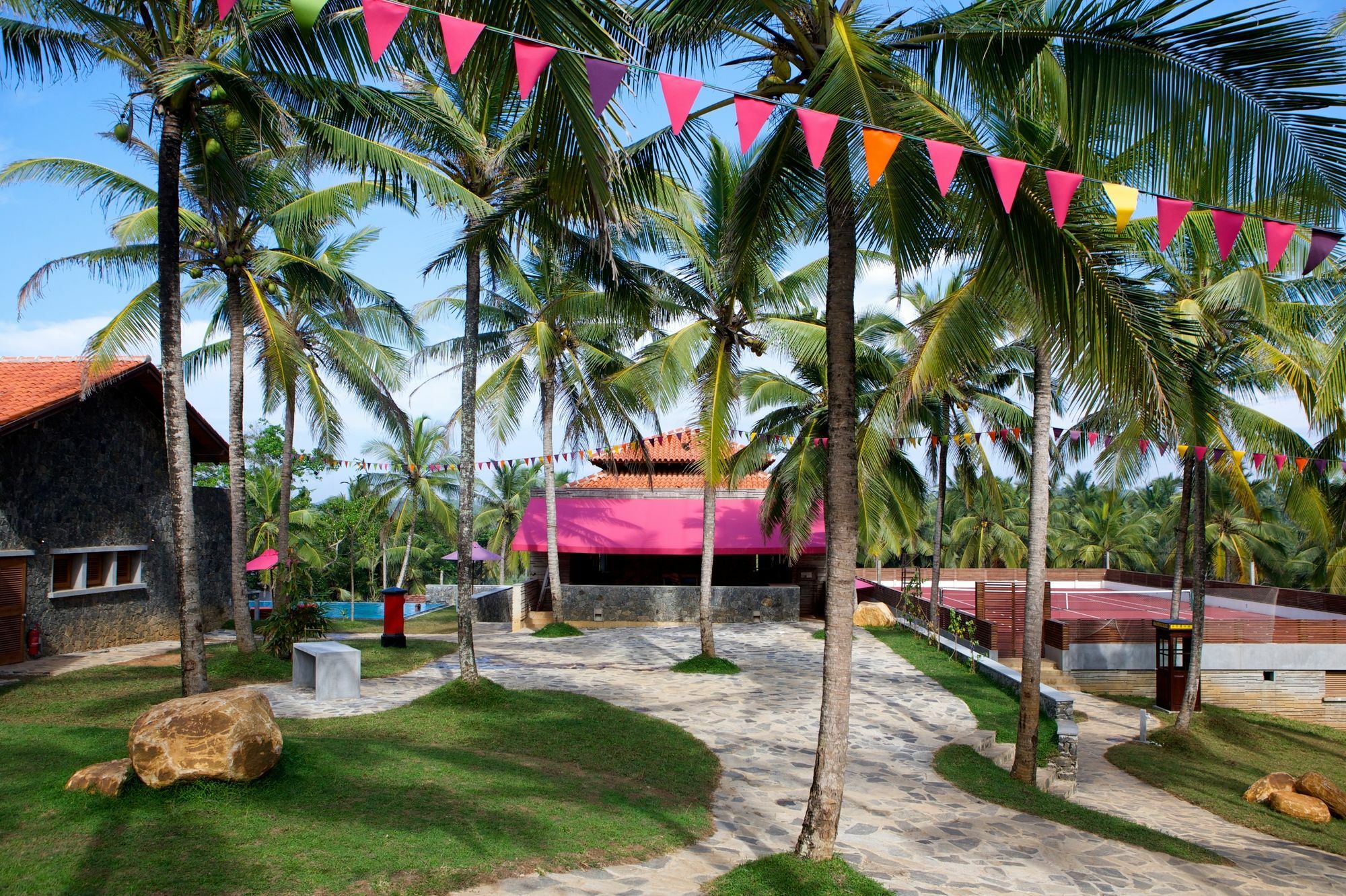 Utmt - Underneath The Mango Tree Spa & Beach Resort ดิคเวลลา ภายนอก รูปภาพ